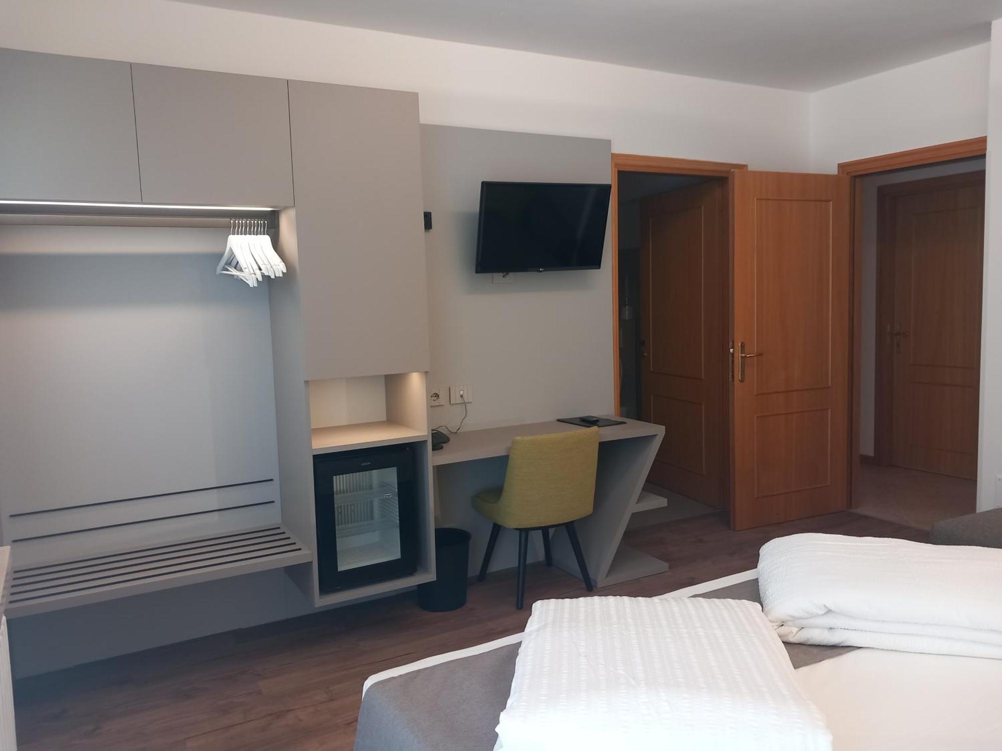 Hotel Pace Brenzone sul Garda Bagian luar foto