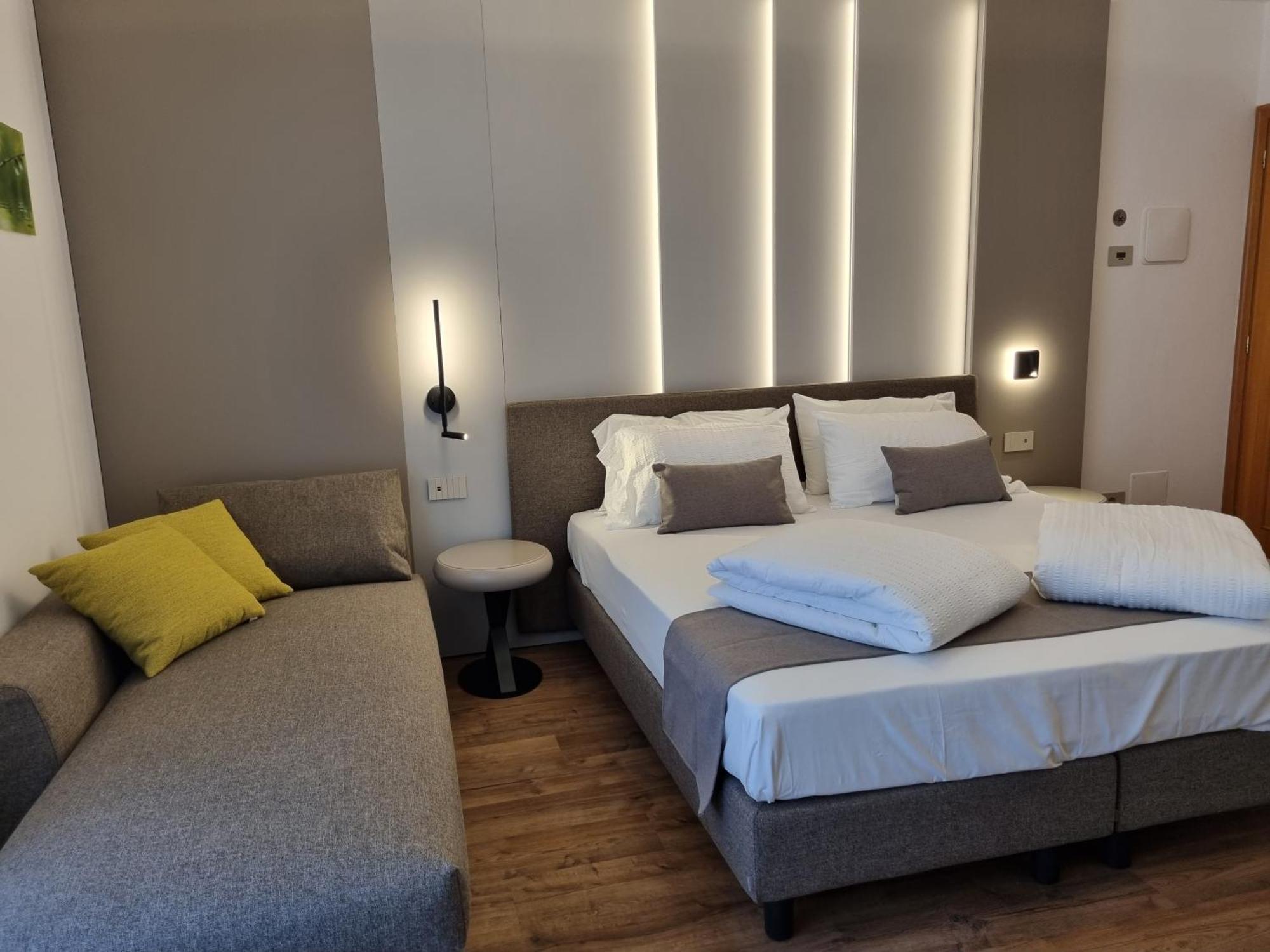 Hotel Pace Brenzone sul Garda Bagian luar foto