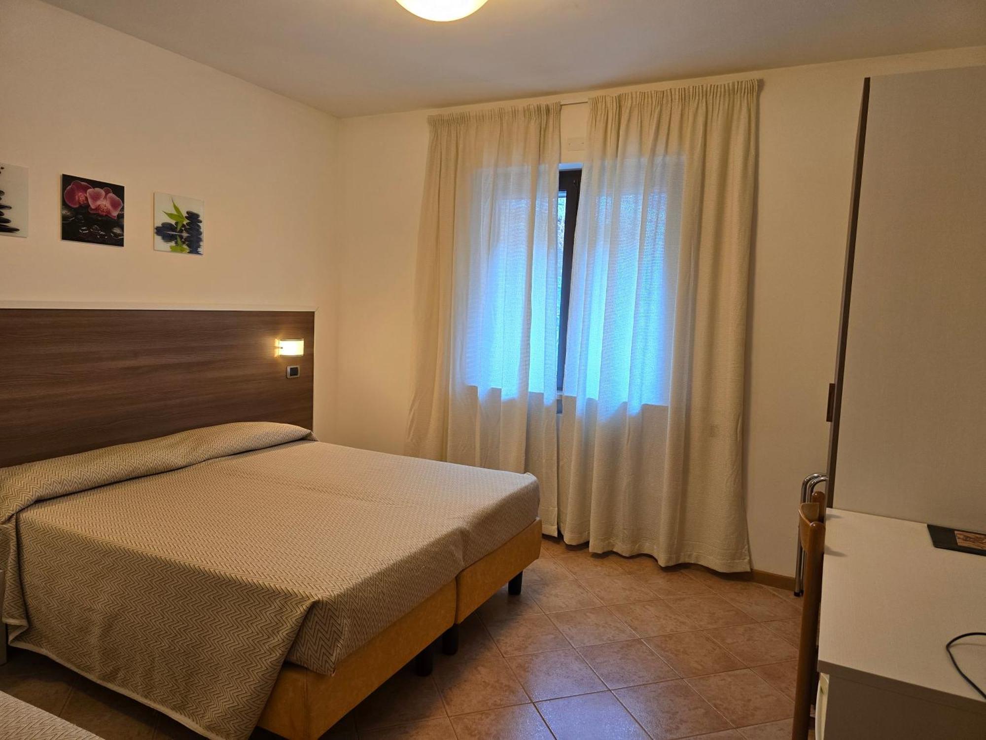 Hotel Pace Brenzone sul Garda Bagian luar foto