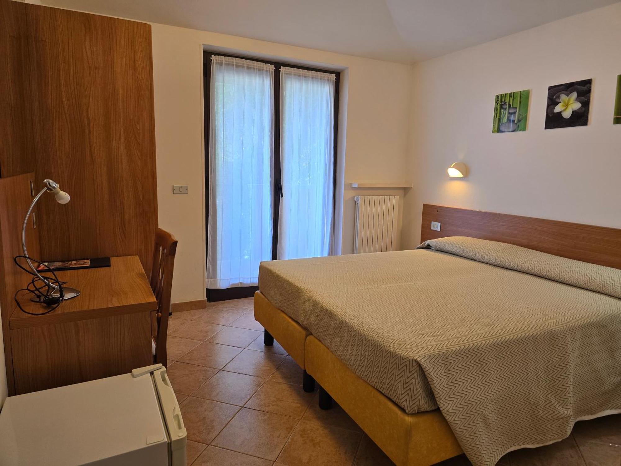 Hotel Pace Brenzone sul Garda Bagian luar foto