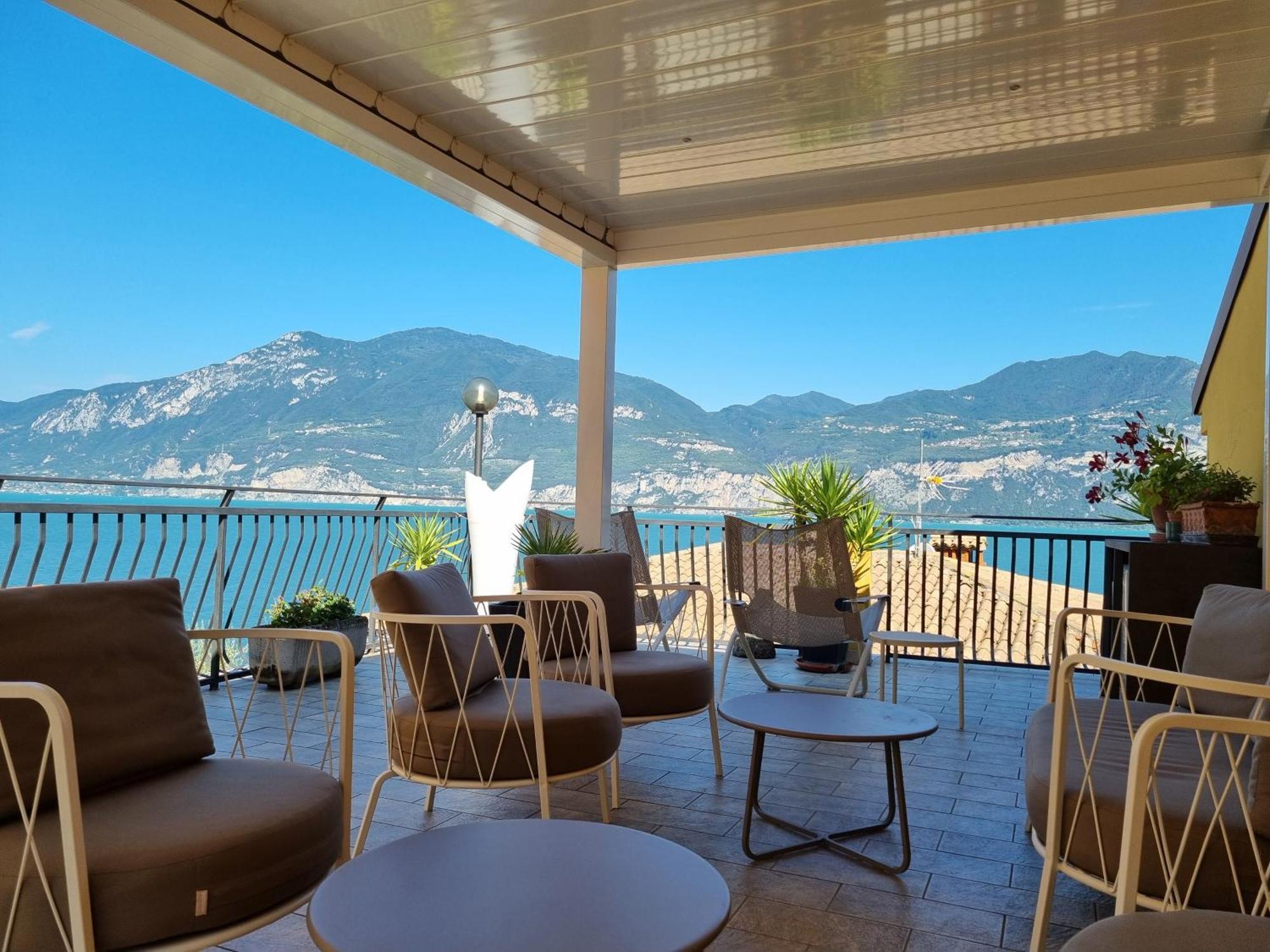 Hotel Pace Brenzone sul Garda Bagian luar foto